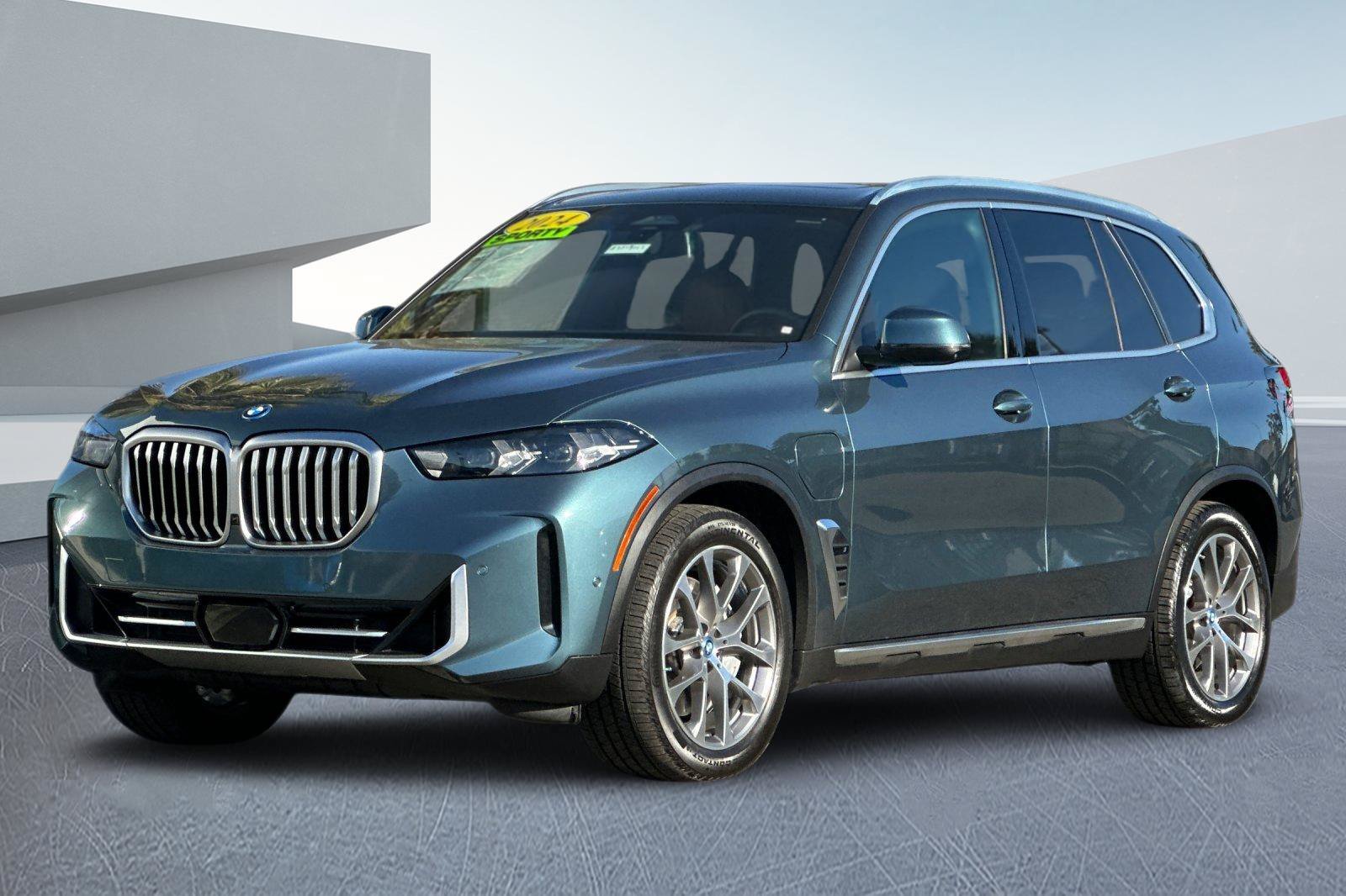 Used 2024 Blue BMW xDrive50e image 9