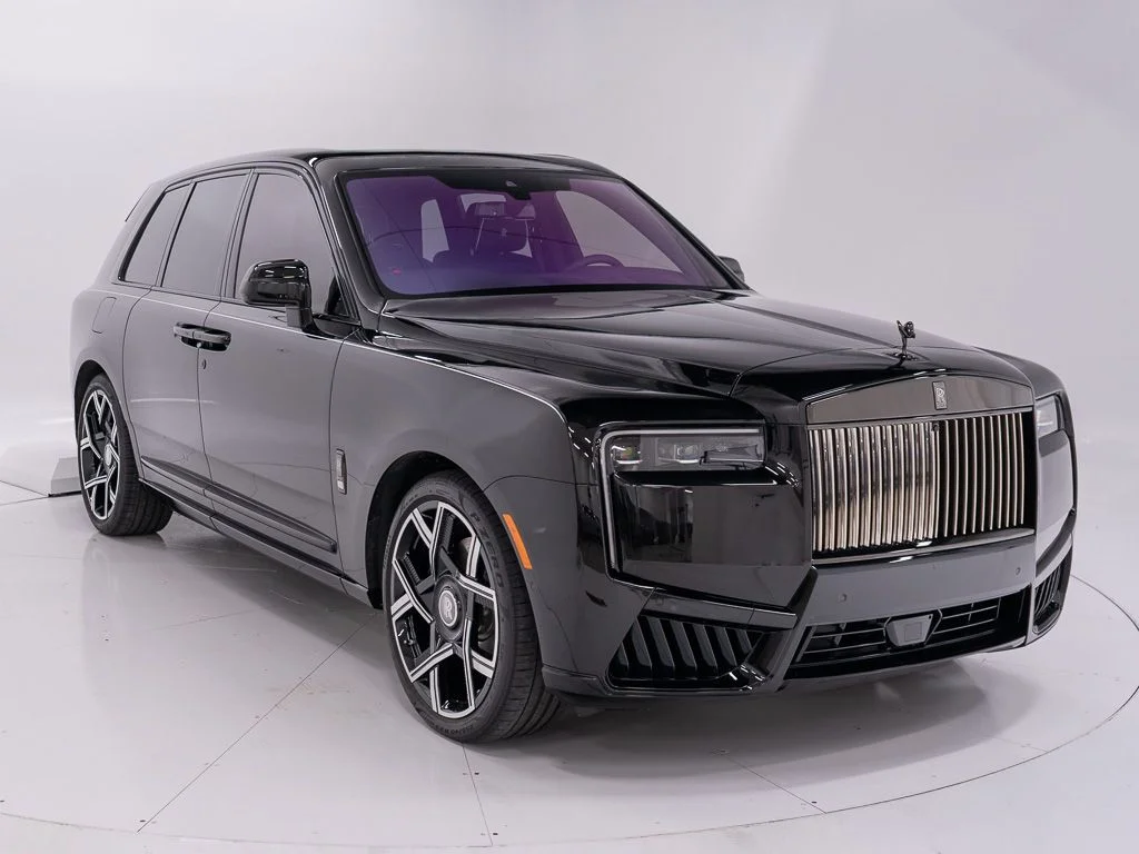 Certified Used 2026 Black Diamond Rolls-Royce Black Badge image 7