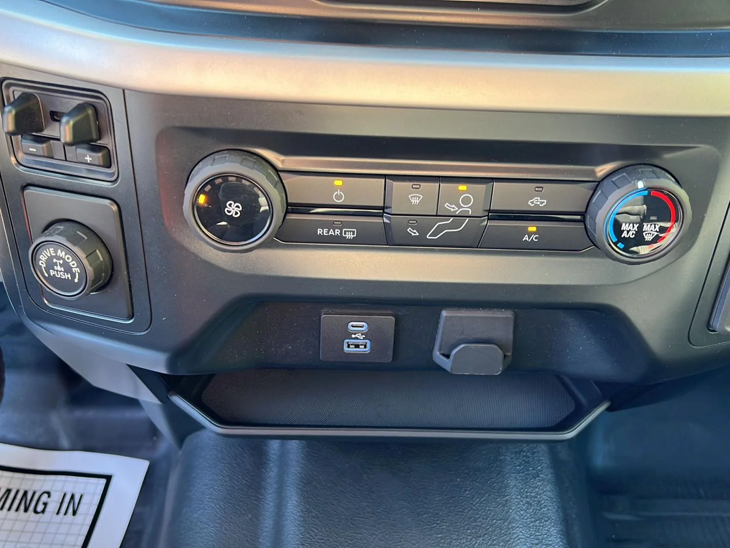 Used 2022 Agate Black Ford XL image 14