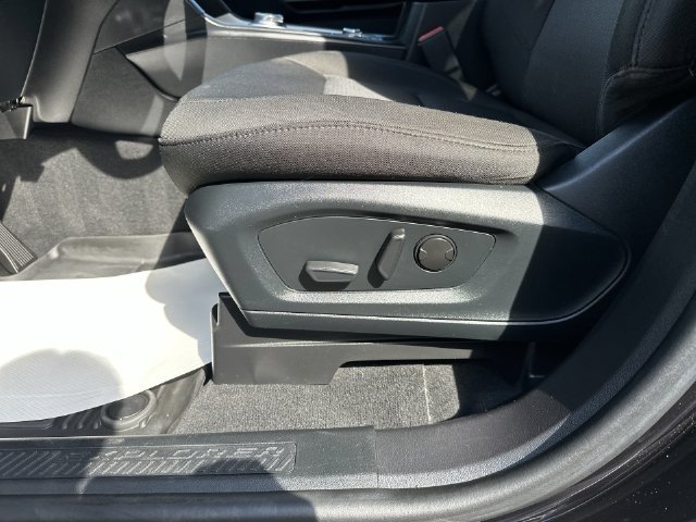 Used 2022 Agate Black Metallic Ford XLT image 23