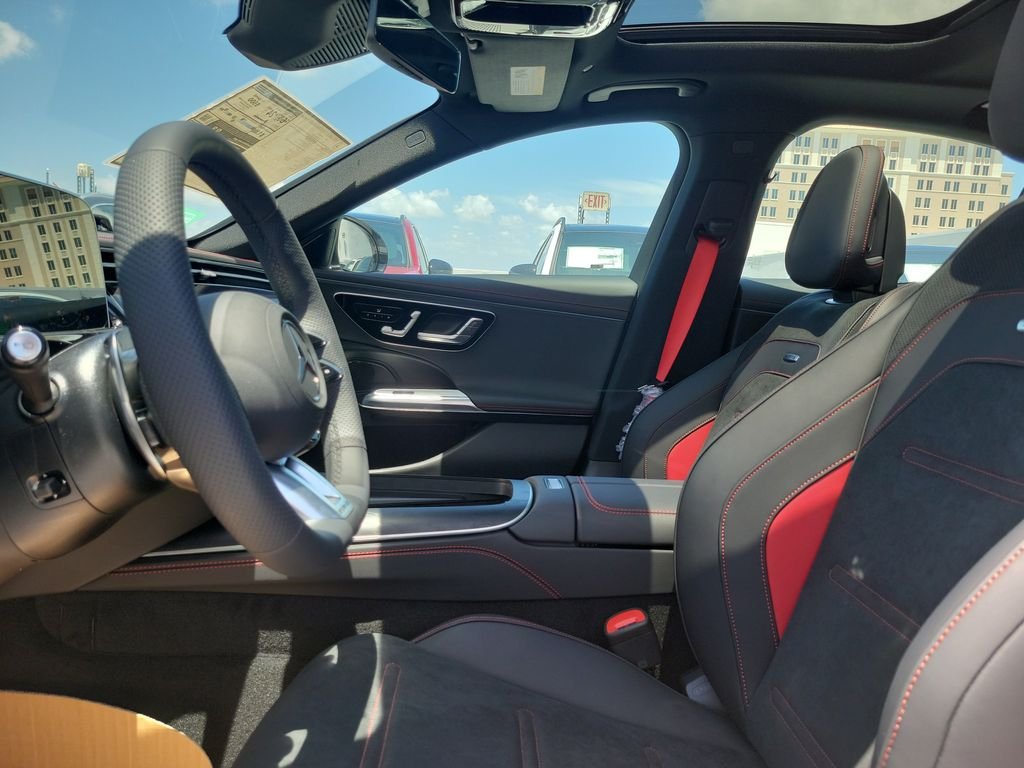 New 2026 Polar White Mercedes-Benz AMG® E 53 E 4MATIC+ Sedan image 22