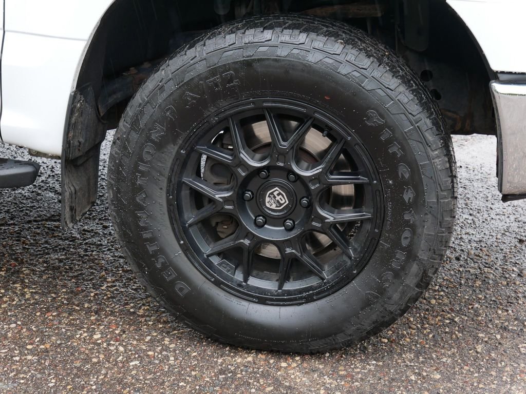 Used 2016 White Ford XLT image 7
