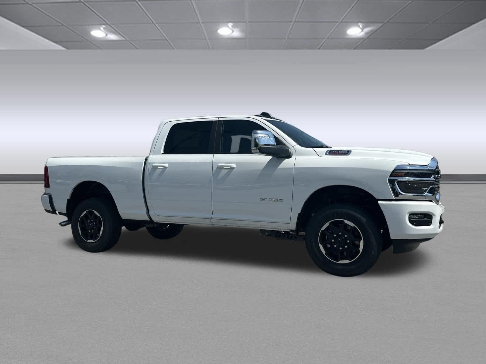 New 2026 Bright White Clear-Coat Exterior Paint RAM Laramie image 7