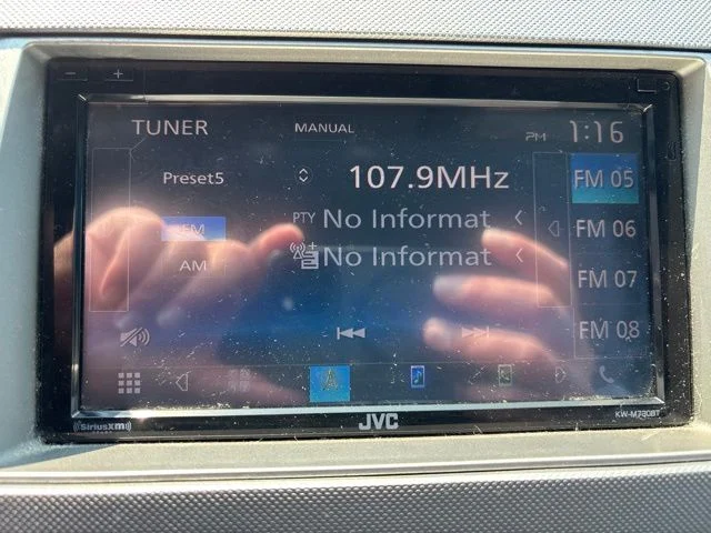 Used 2007  Toyota Base image 18