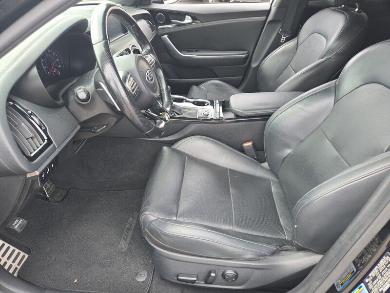 Certified Used 2020 Black Kia GT-Line image 9