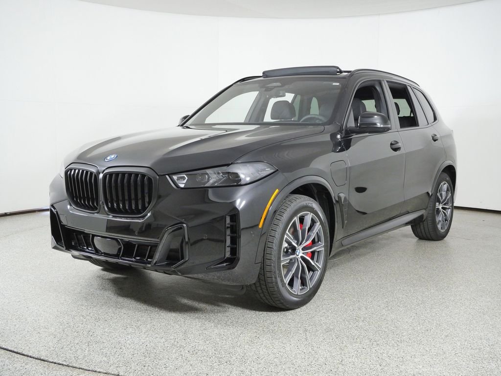2026 BMW X5 xDrive50e's photo