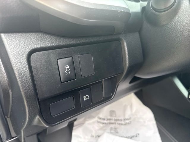 Used 2022 Silver Toyota SR5 image 22
