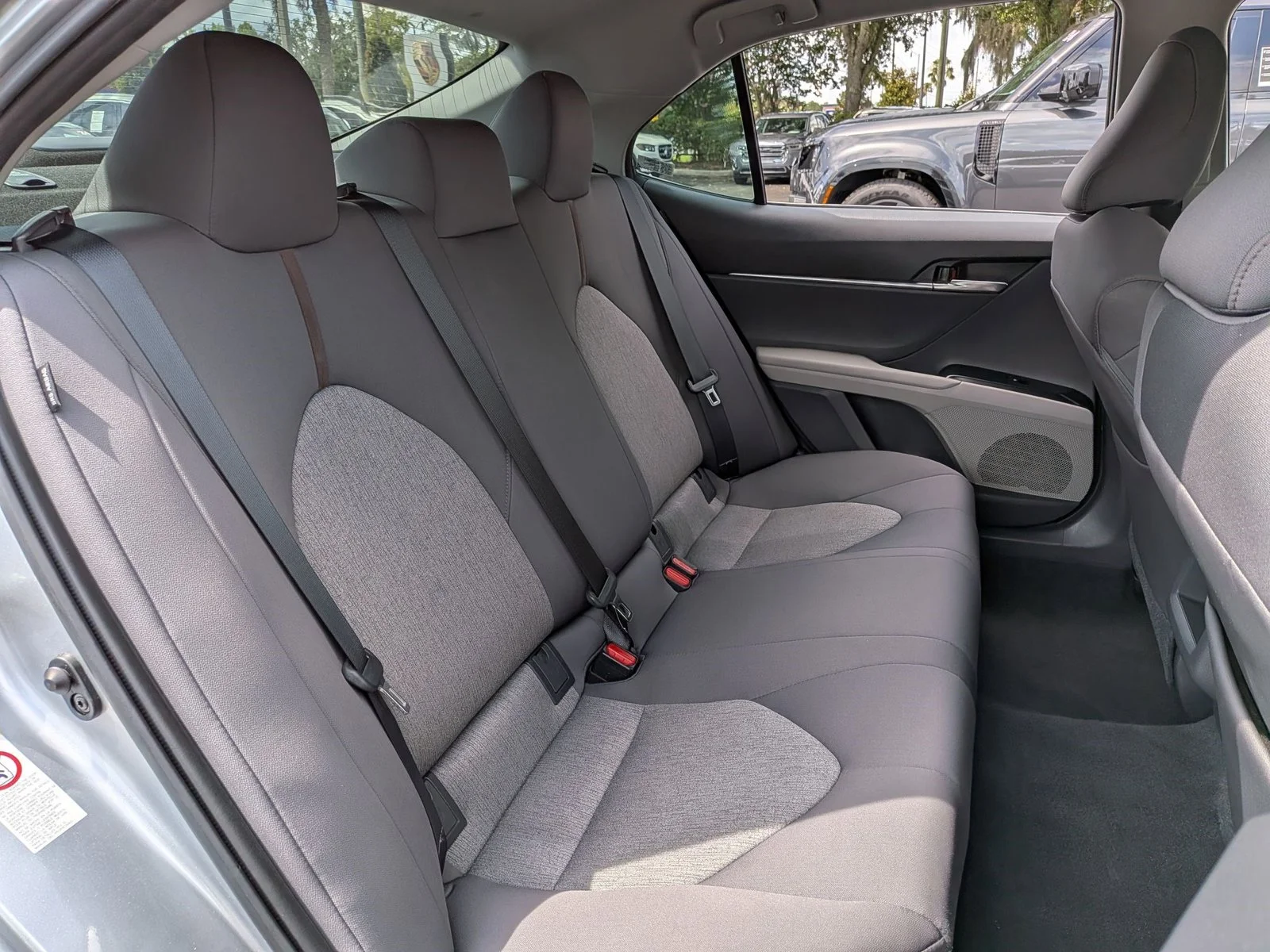 Used 2018 Celestial Silver Metallic Toyota L image 18