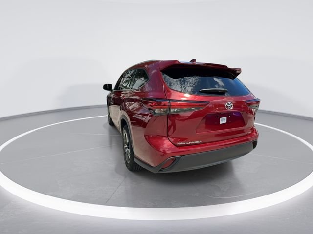 2022 Toyota Highlander XLE - Photo 6