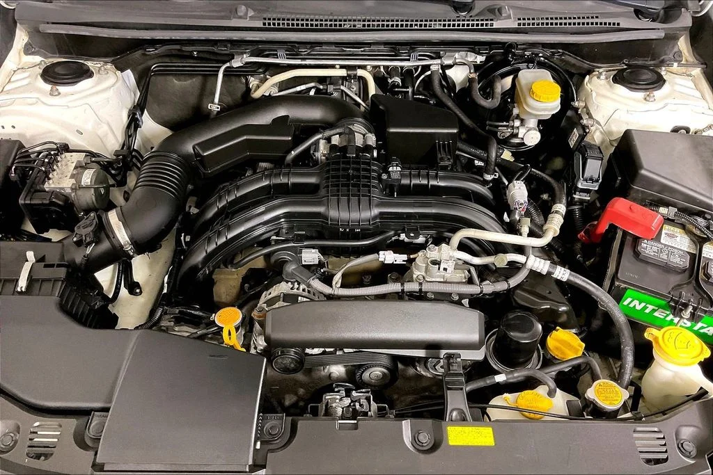 Used 2018 White Subaru 2.0i Limited image 8
