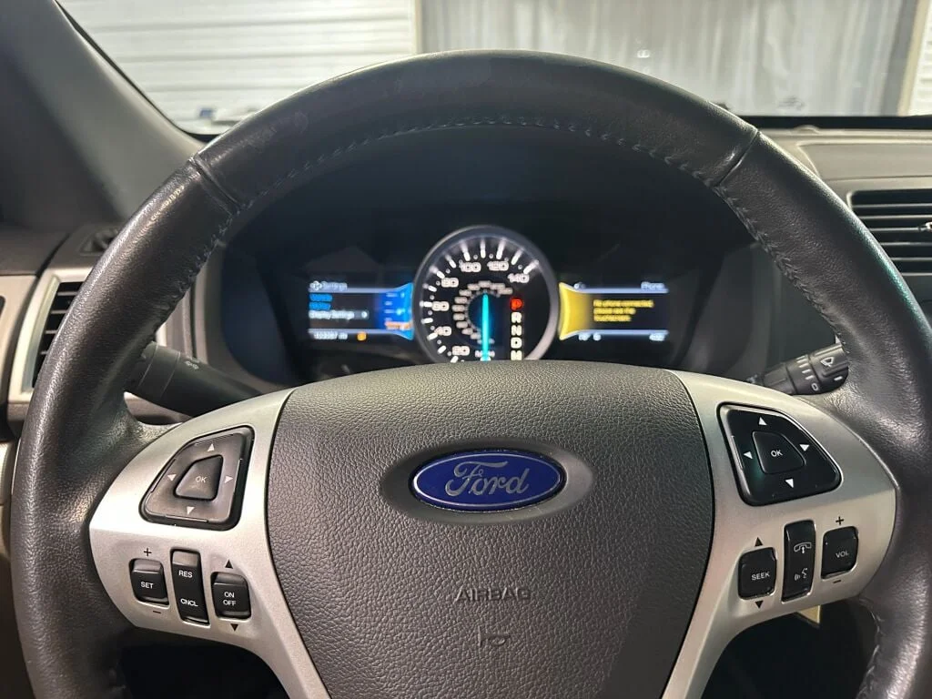 2014 Ford Explorer XLT - Photo 9