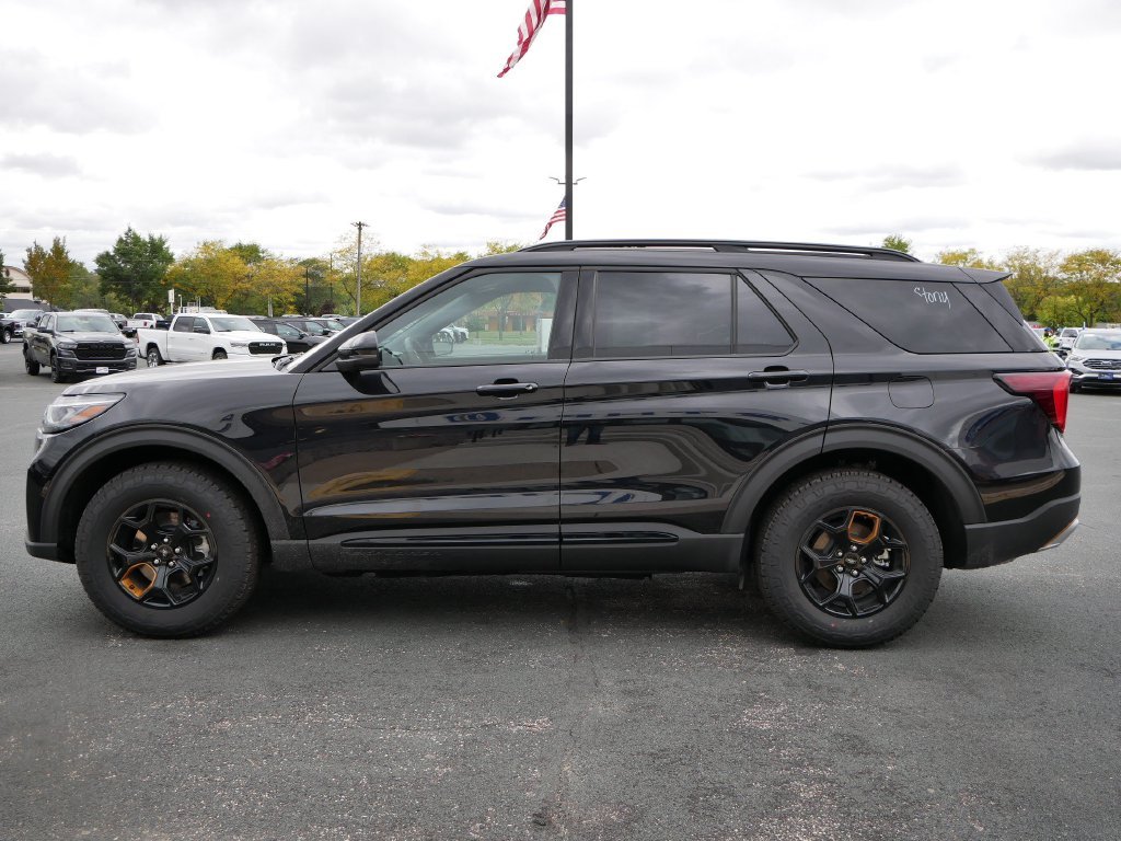 New 2026 Black Ford Tremor image 5