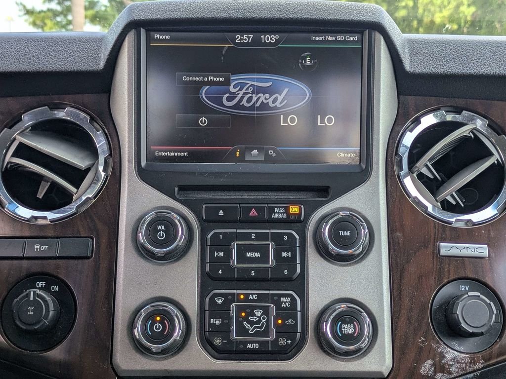 Used 2016 White Ford Lariat image 18
