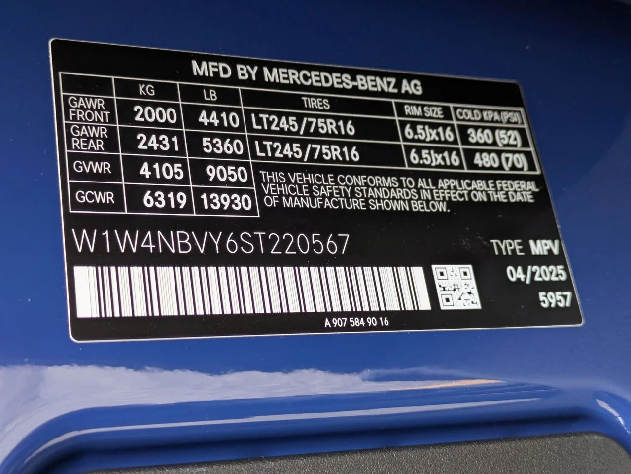 2025 Mercedes-Benz Sprinter Cargo Van Base - Photo 11