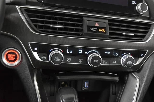 Used 2018  Honda EX-L image 20