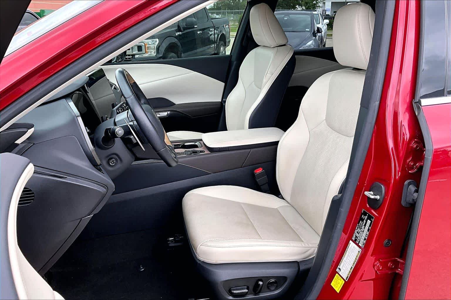 Used 2023 Matador Red Mica Lexus Premium Plus image 8