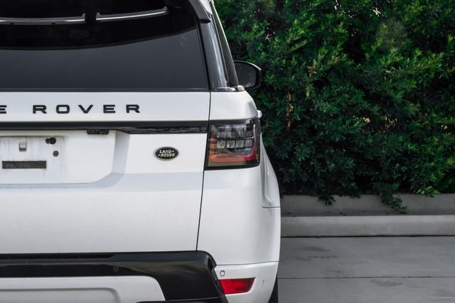 Used 2022 White Land Rover HSE Dynamic image 61