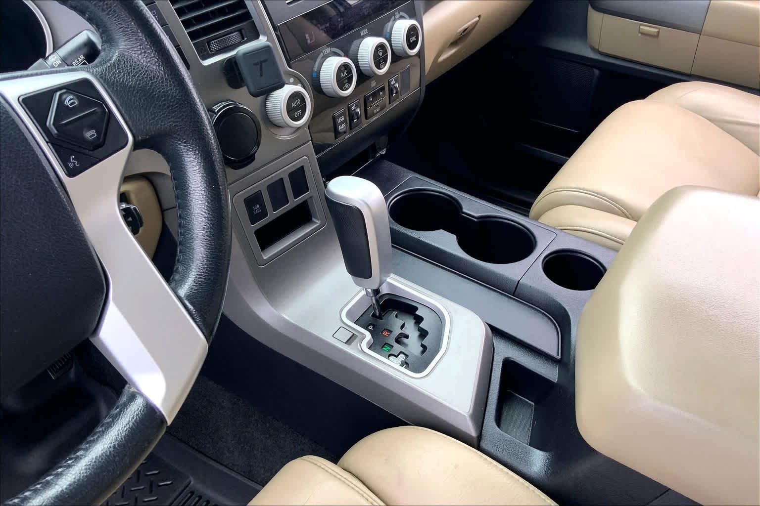 Used 2015 Super White Toyota SR5 image 16