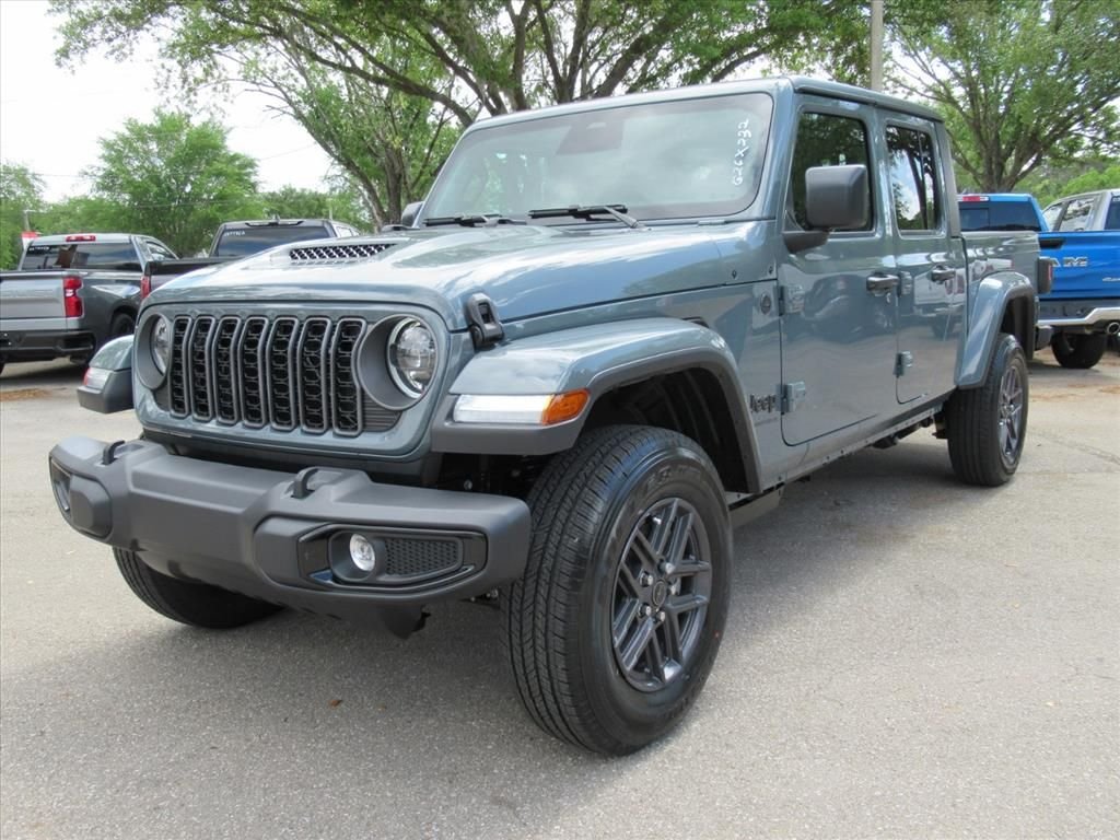 New 2026 Anvil Clear-Coat Exterior Paint Jeep Sport S image 3