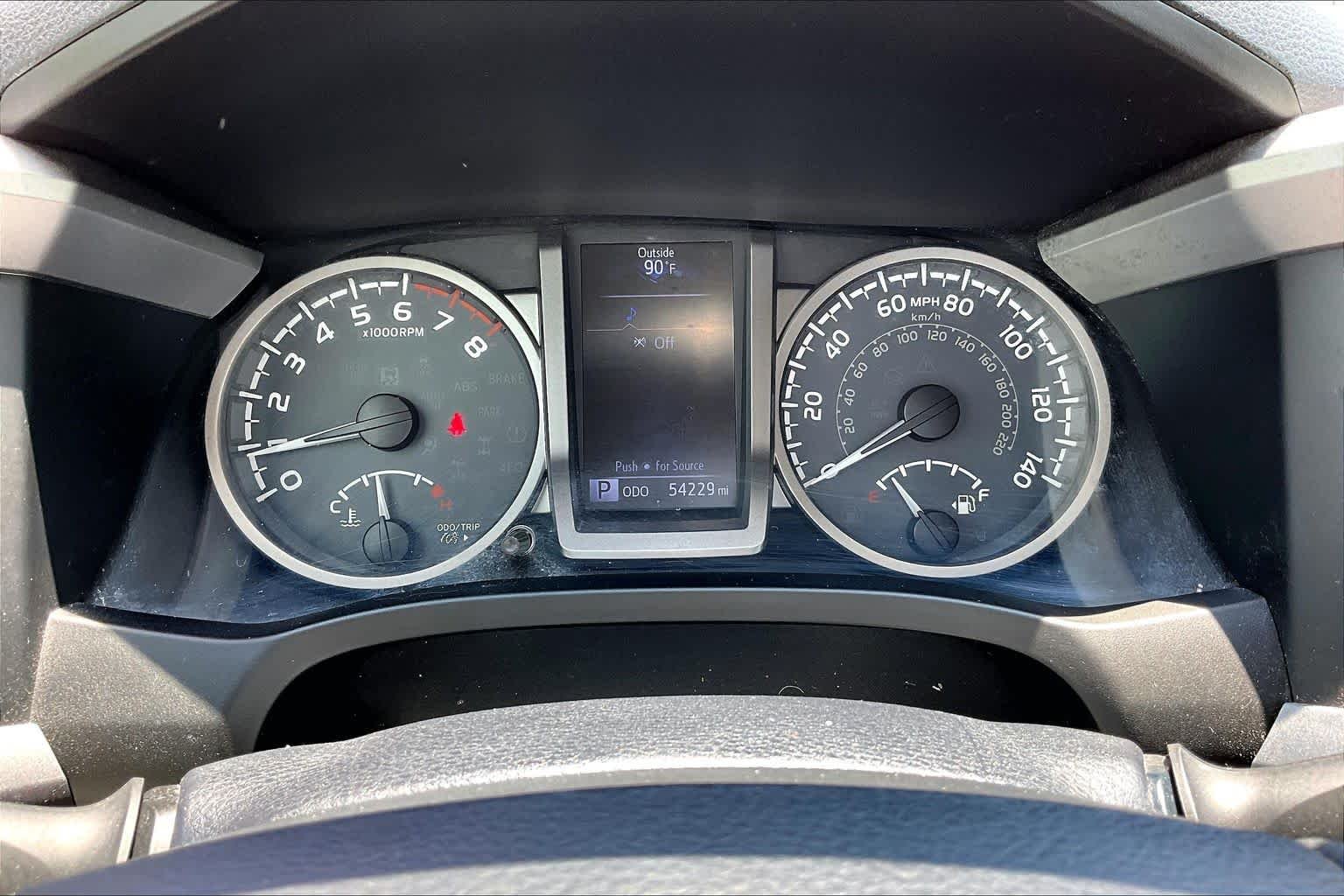Used 2016 Barcelona Red Metallic Toyota SR5 image 26