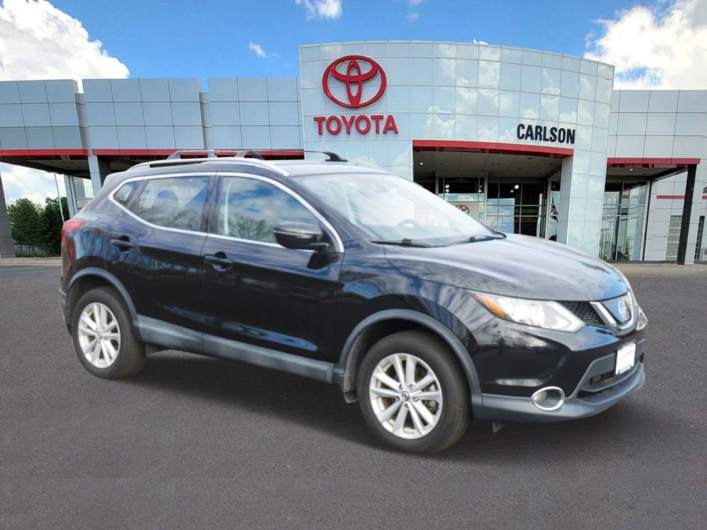 Used 2019 Nissan Rogue Sport SV with VIN JN1BJ1CR7KW331814 for sale in Minneapolis, Minnesota