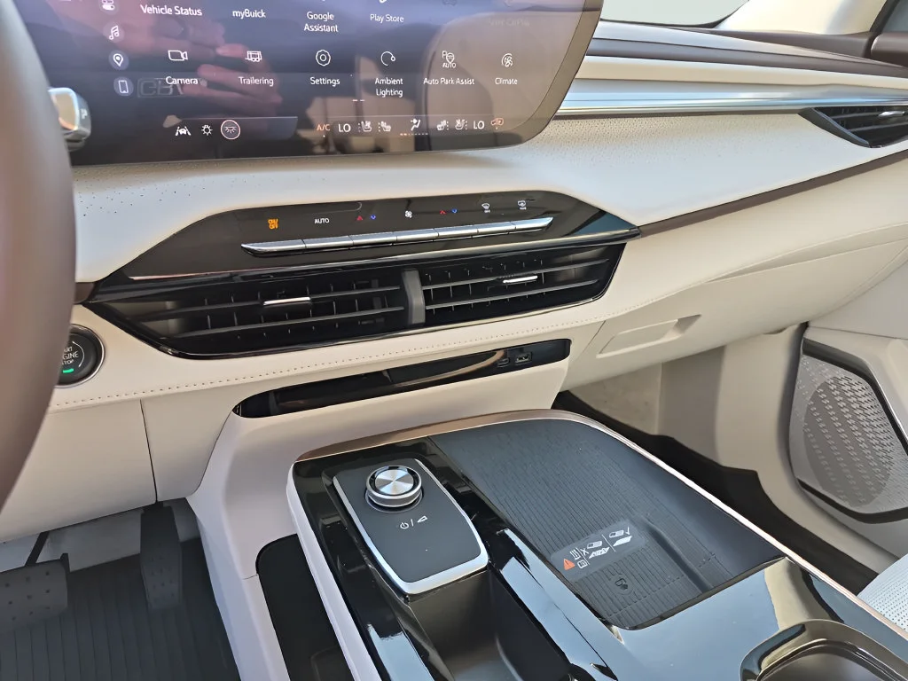2026 Buick Enclave Avenir - Photo 27