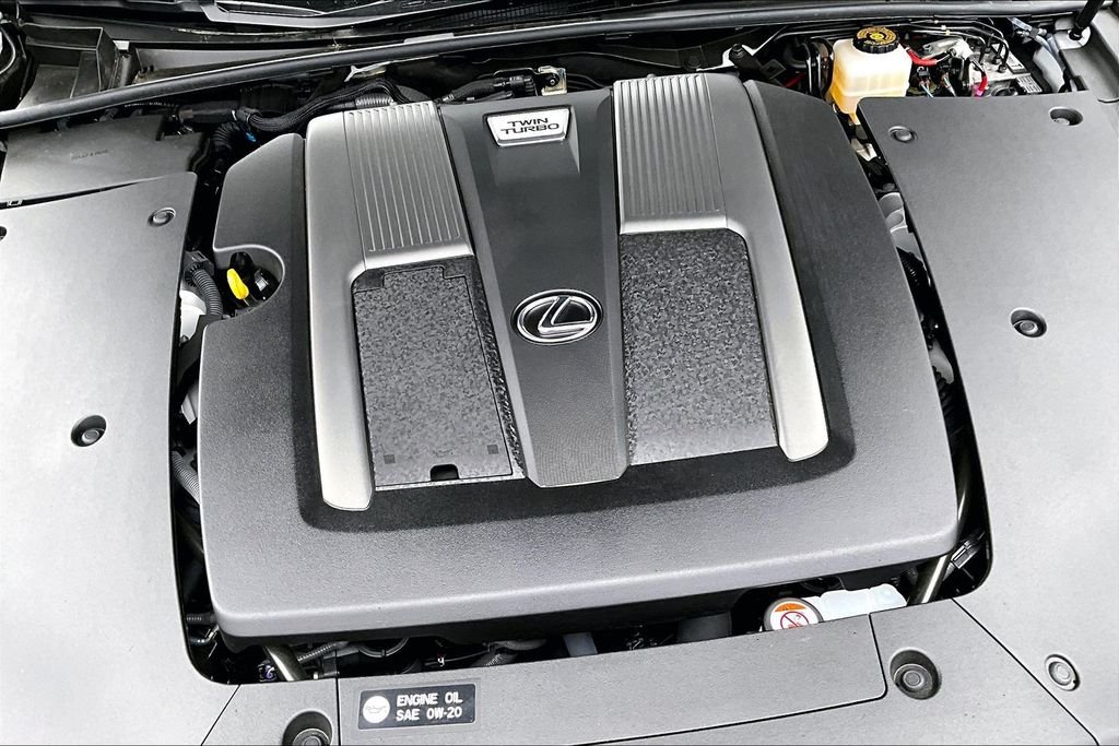 Used 2023 White Lexus 500 Base image 31
