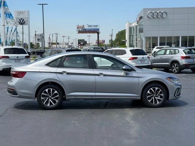 Certified Used 2026 Silver Volkswagen 1.5T S image 8
