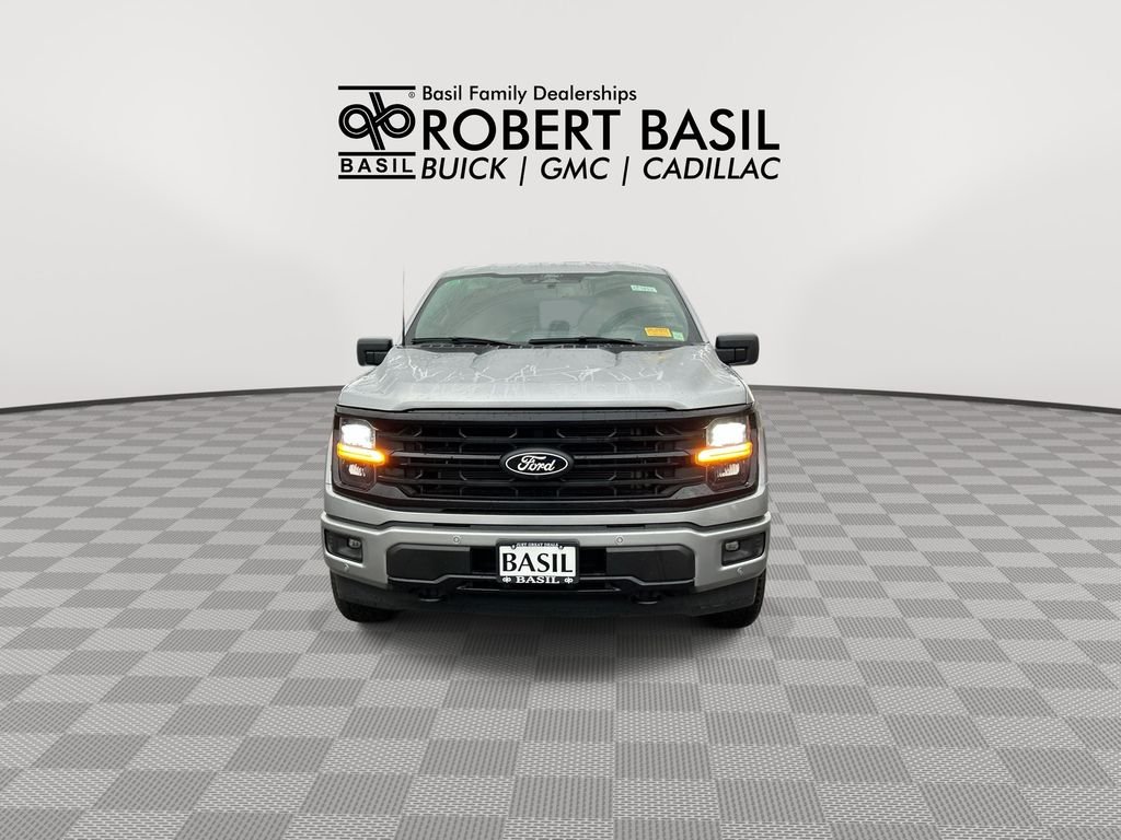 Used 2025 Silver Ford XLT image 3