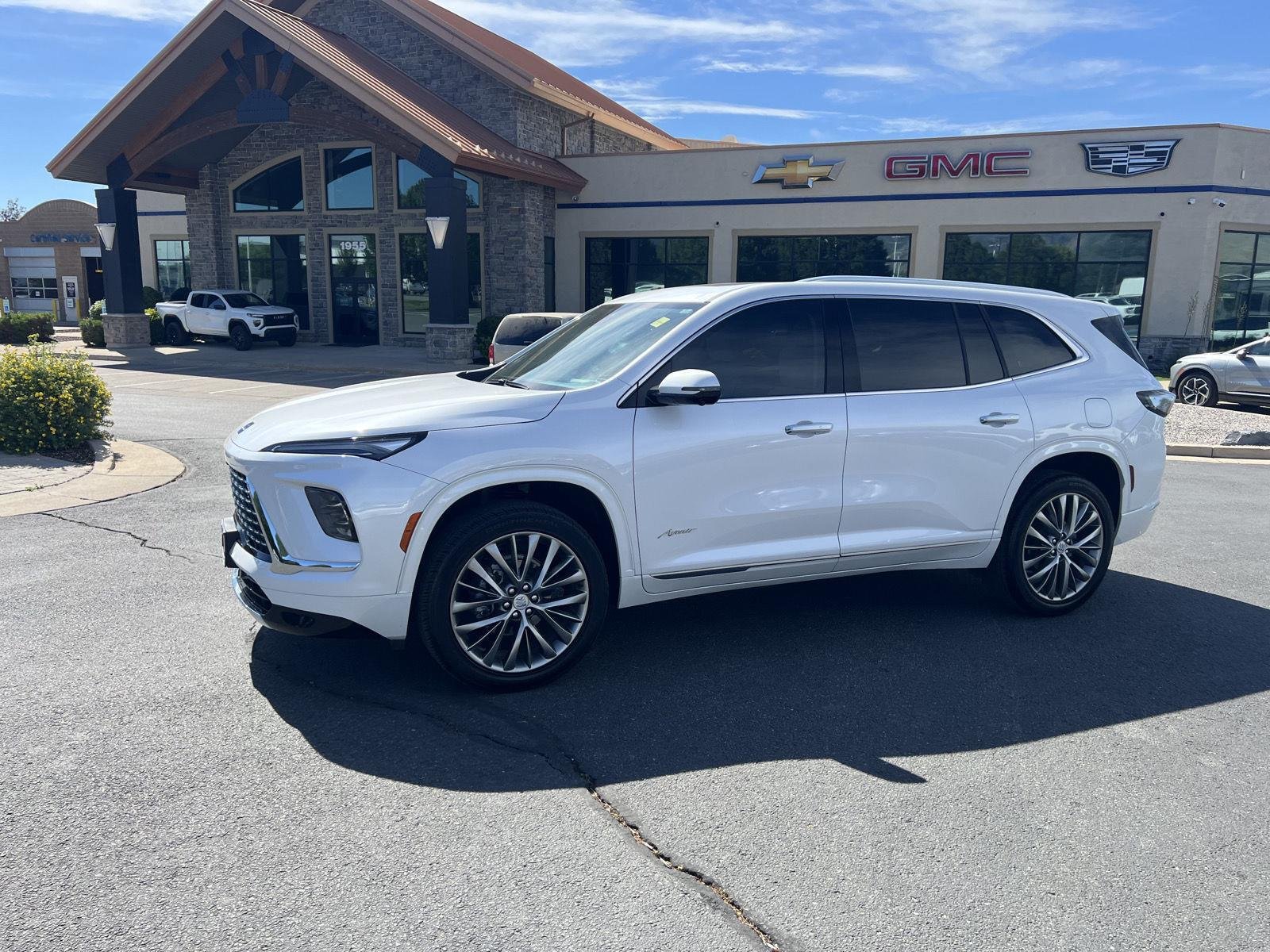 2025 Buick Enclave Avenir AWD's photo