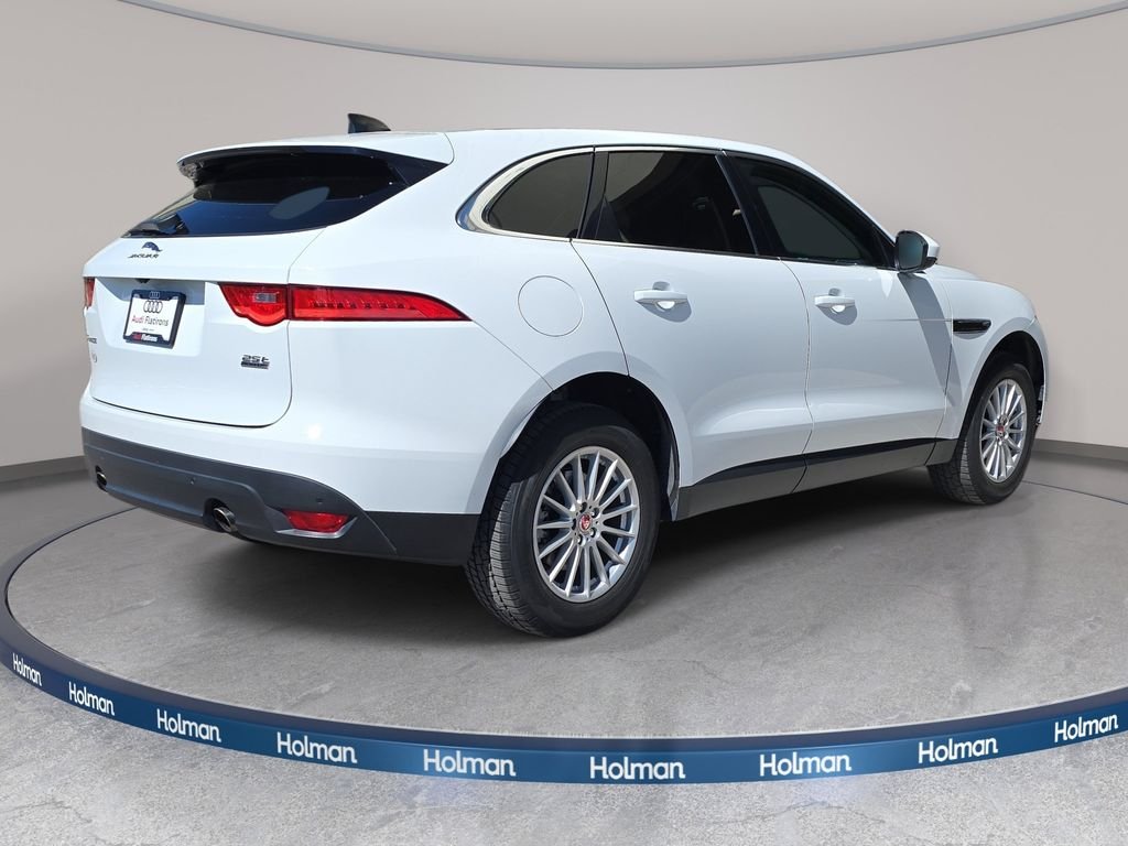 Used 2020  Jaguar 25t image 6
