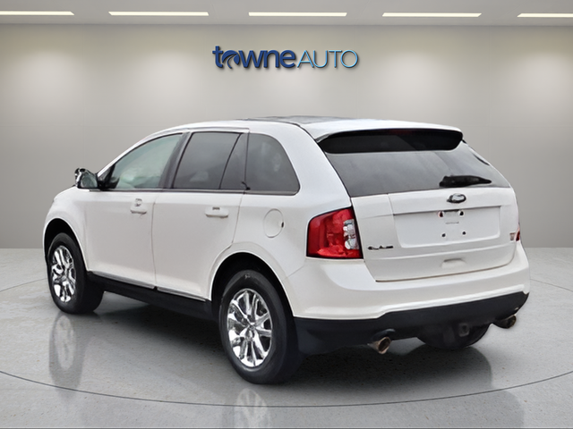 Used 2014 White Ford SEL image 3