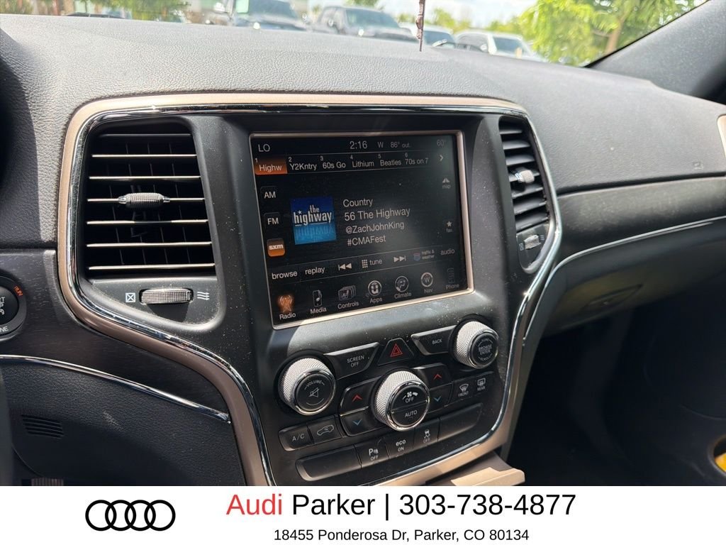 Used 2015 Gray Jeep Limited image 6