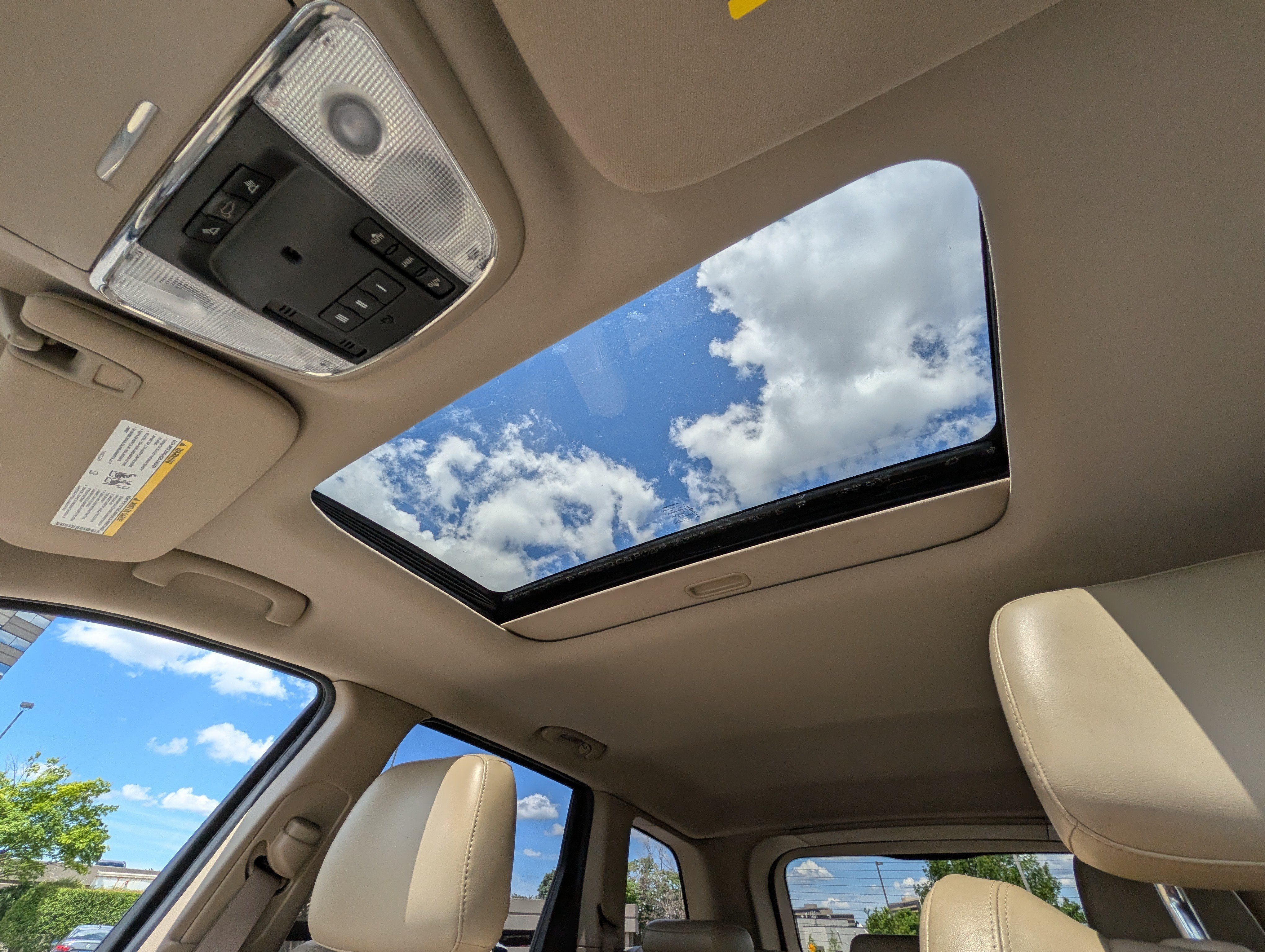 Used 2015 Brilliant Black Crystal Pearlcoat Jeep Limited image 32