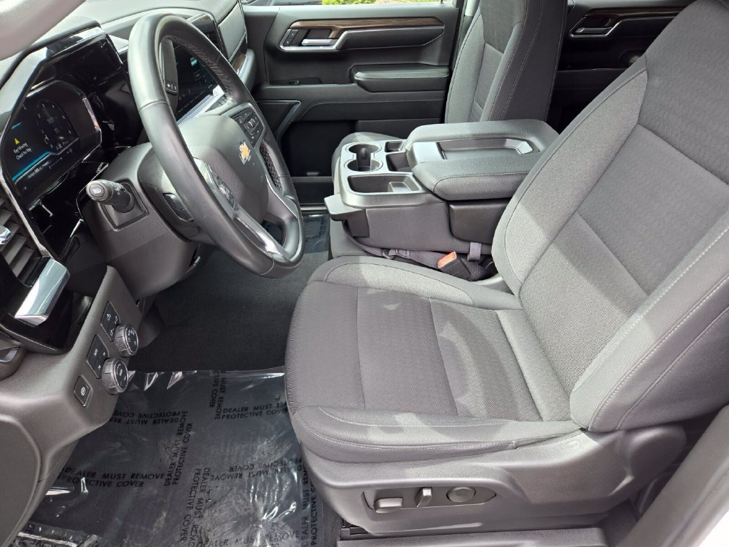 2023 Chevrolet Silverado 1500 LT - Photo 10