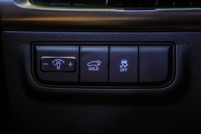 Certified Used 2025 White Hyundai SEL image 25