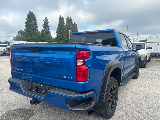 Used 2023 Blue Chevrolet Custom image 5