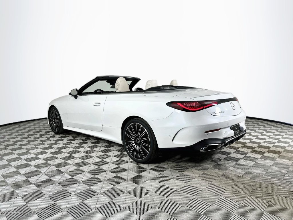 New 2027 MANUFAKTUR Moonlight White Metallic Mercedes-Benz CLE 450 image 5