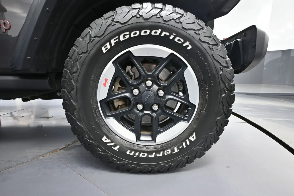Used 2020 Gray Jeep Unlimited Rubicon image 18