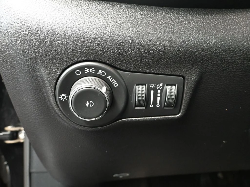 2024 Jeep Compass Latitude - Photo 32