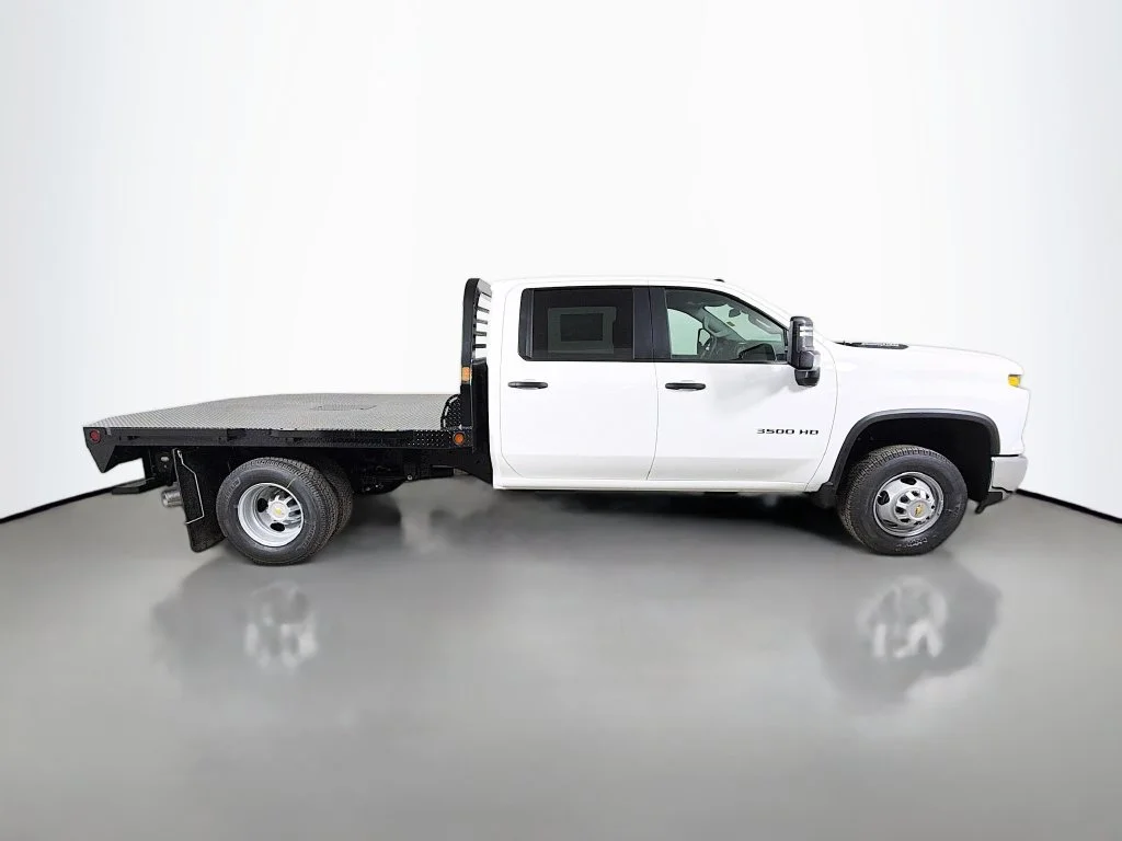 New 2026 Summit White Chevrolet Work Truck image 5