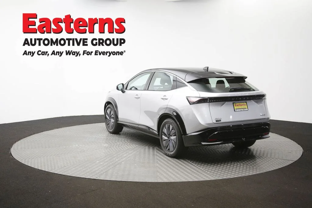 Used 2023 Silver Nissan ENGAGE image 63