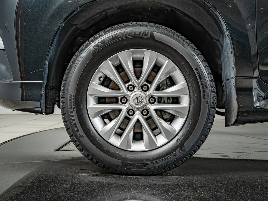 Certified Used 2023 Caviar Lexus 460 image 10