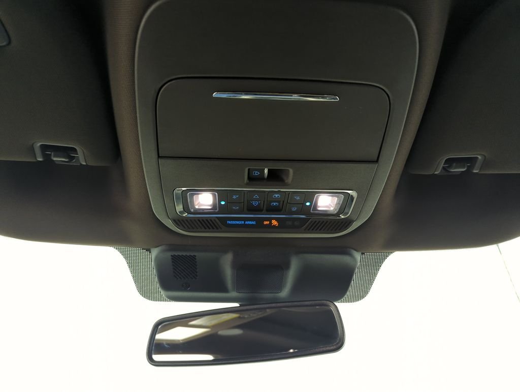 Used 2022 White Ford King Ranch image 25