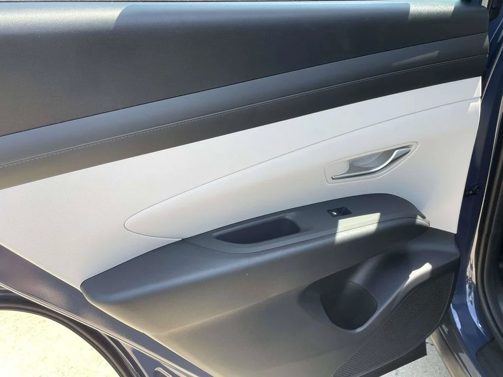 New 2026 Blue Hyundai SE image 13
