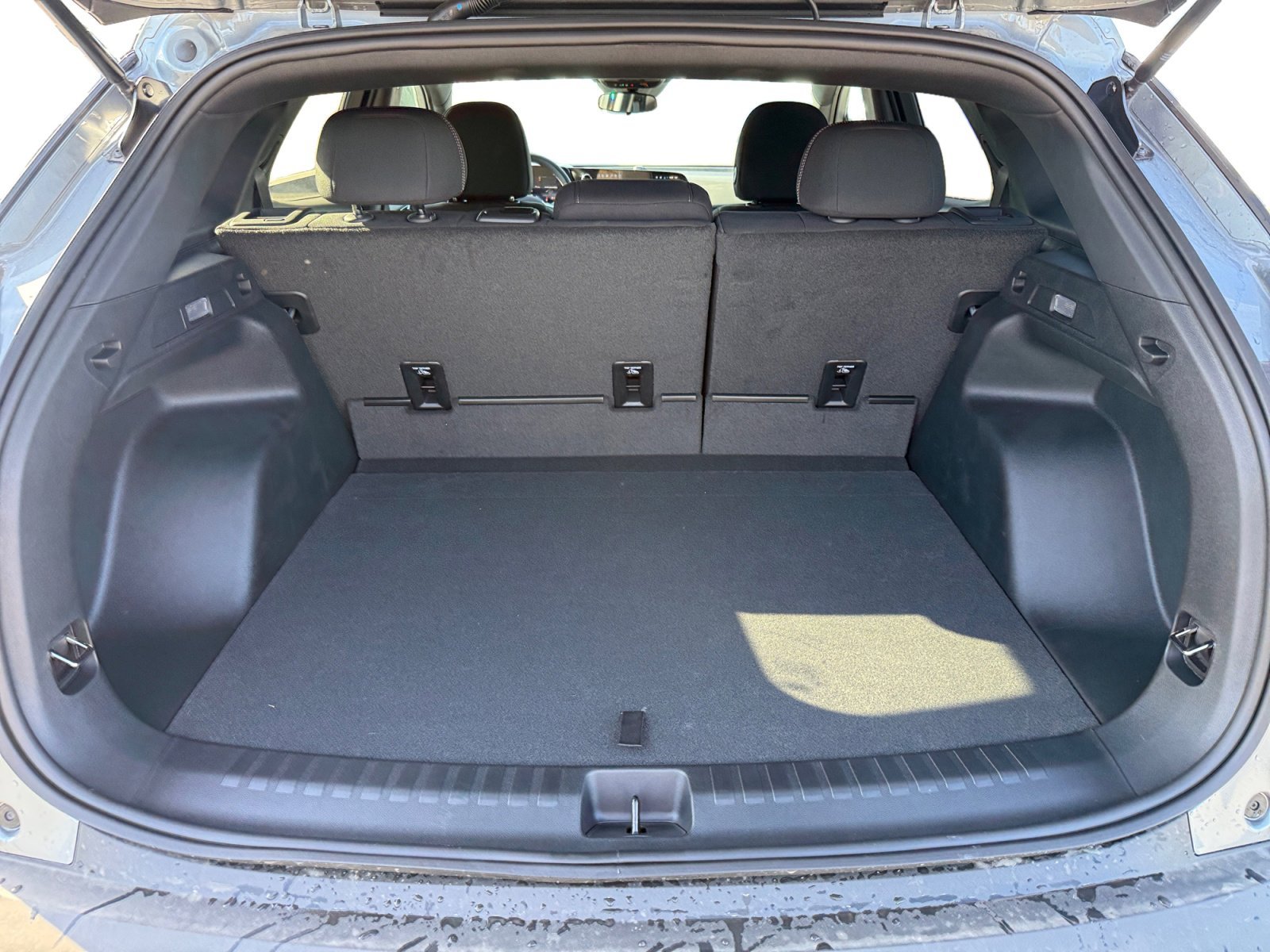 New 2026 Sterling Gray Metallic Chevrolet FWD LT image 17