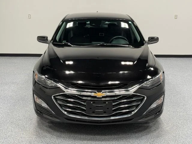 Used 2025 Black Chevrolet LT image 3