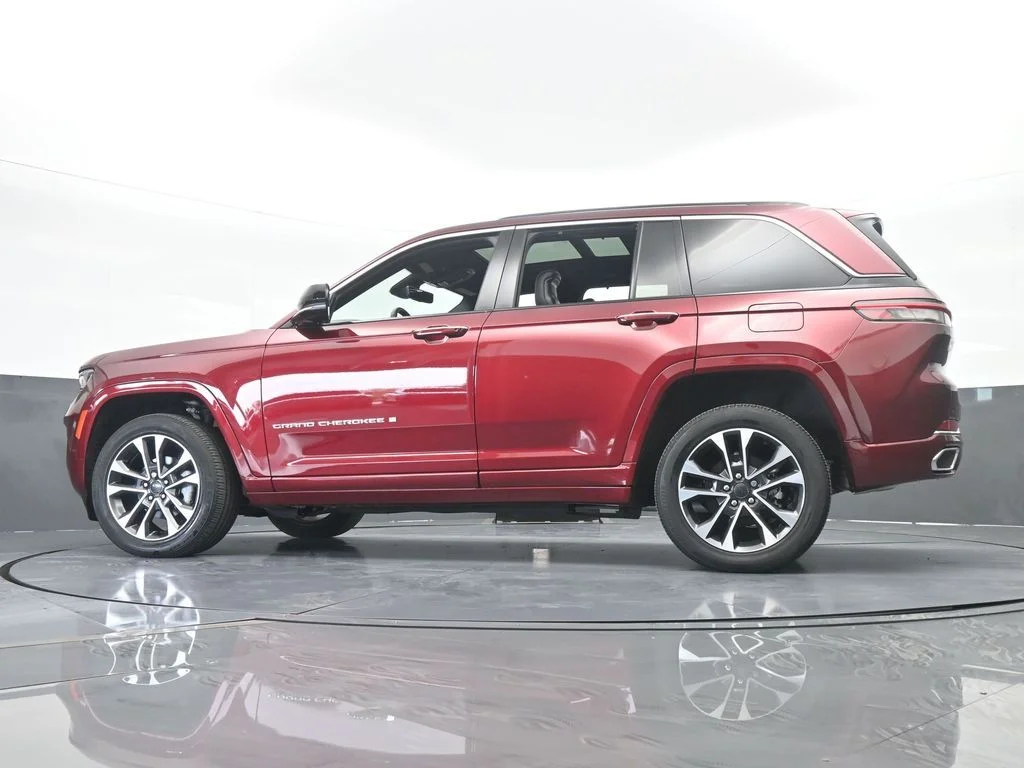 2023 Jeep Grand Cherokee Overland - Photo 62