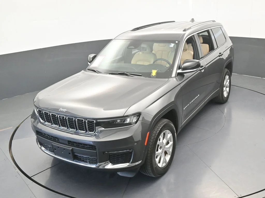 Used 2023 Baltic Gray Metallic Clearcoat Jeep Limited image 54