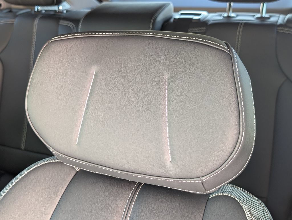 2027 Cadillac OPTIQ Sport - Photo 13